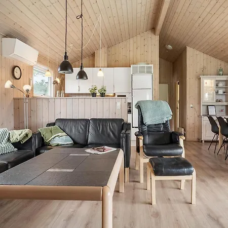 بيت للعطل Beautiful In With Sauna Børkop